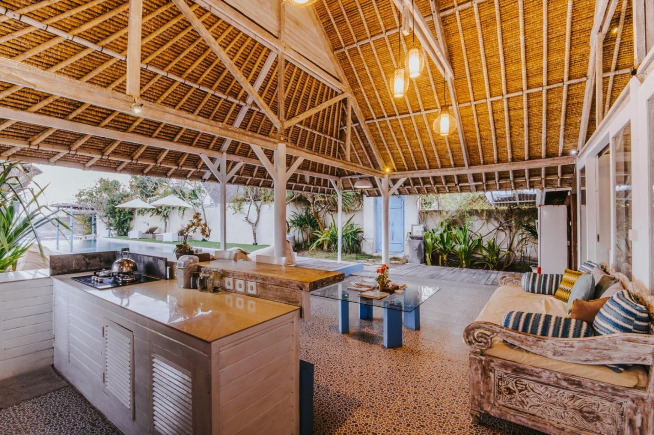Villa Waru レンボンガン島 エクステリア 写真