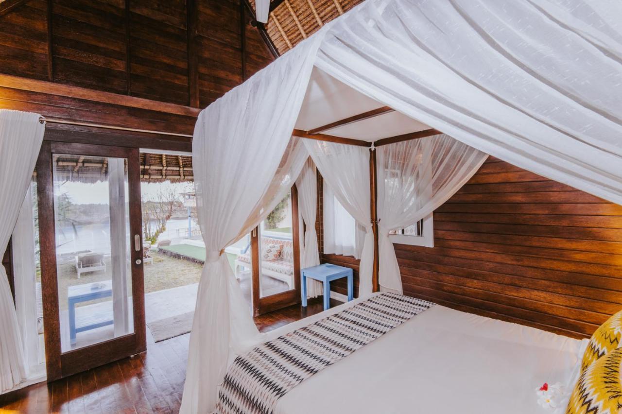Villa Waru レンボンガン島 エクステリア 写真