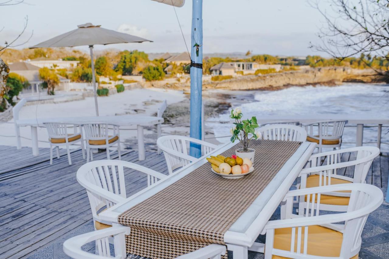 Villa Waru レンボンガン島 エクステリア 写真