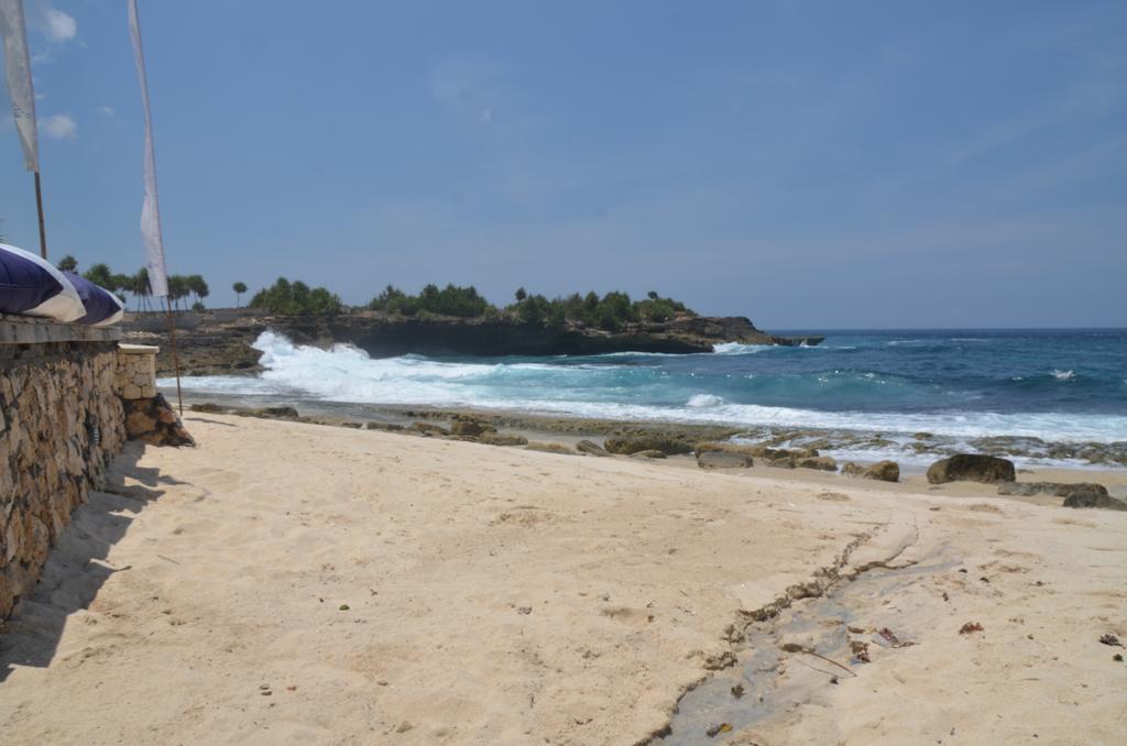Villa Waru レンボンガン島 エクステリア 写真