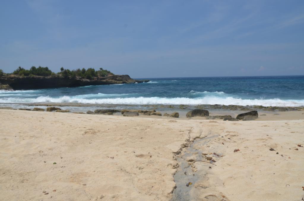 Villa Waru レンボンガン島 エクステリア 写真