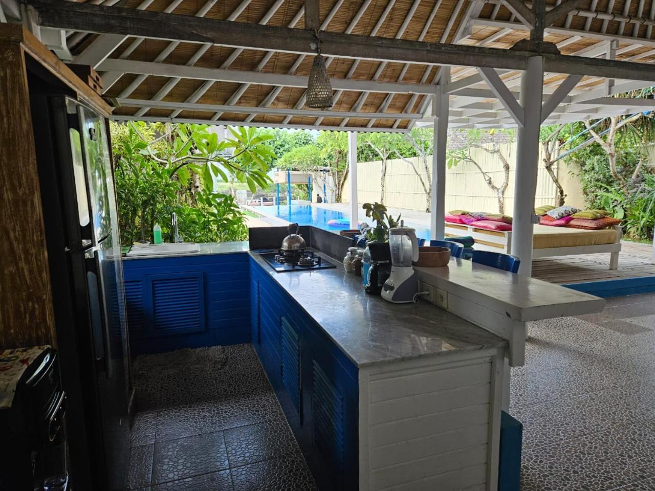 Villa Waru レンボンガン島 エクステリア 写真