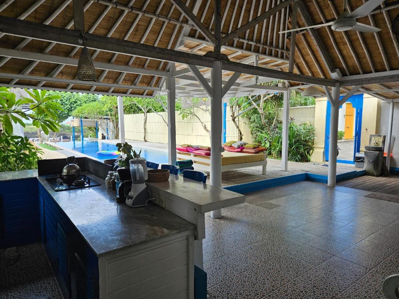 Villa Waru レンボンガン島 エクステリア 写真