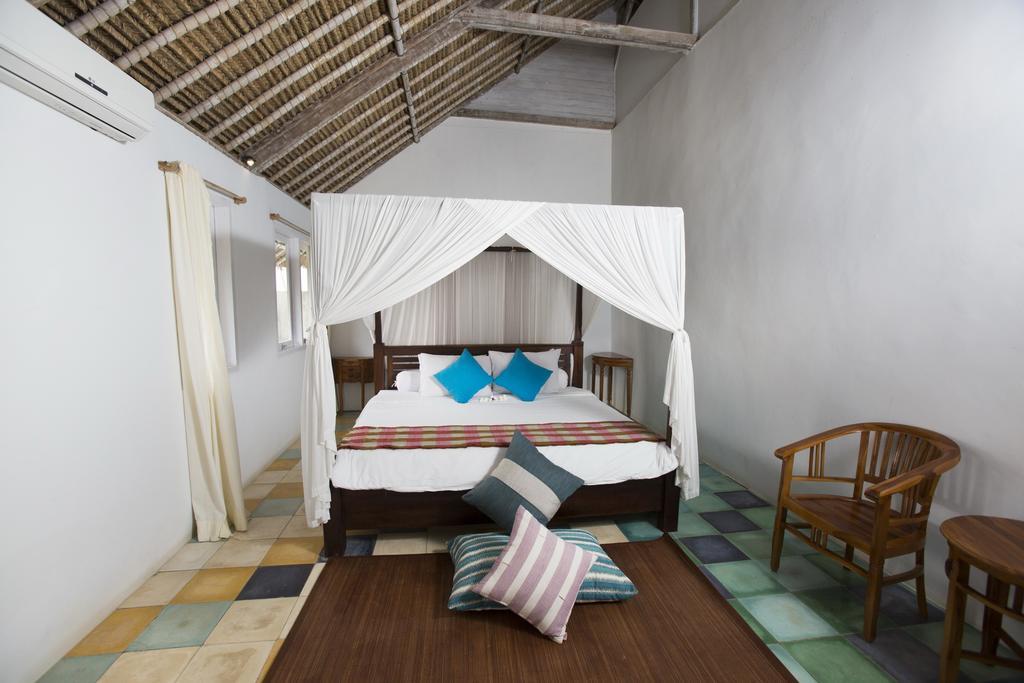 Villa Waru レンボンガン島 エクステリア 写真